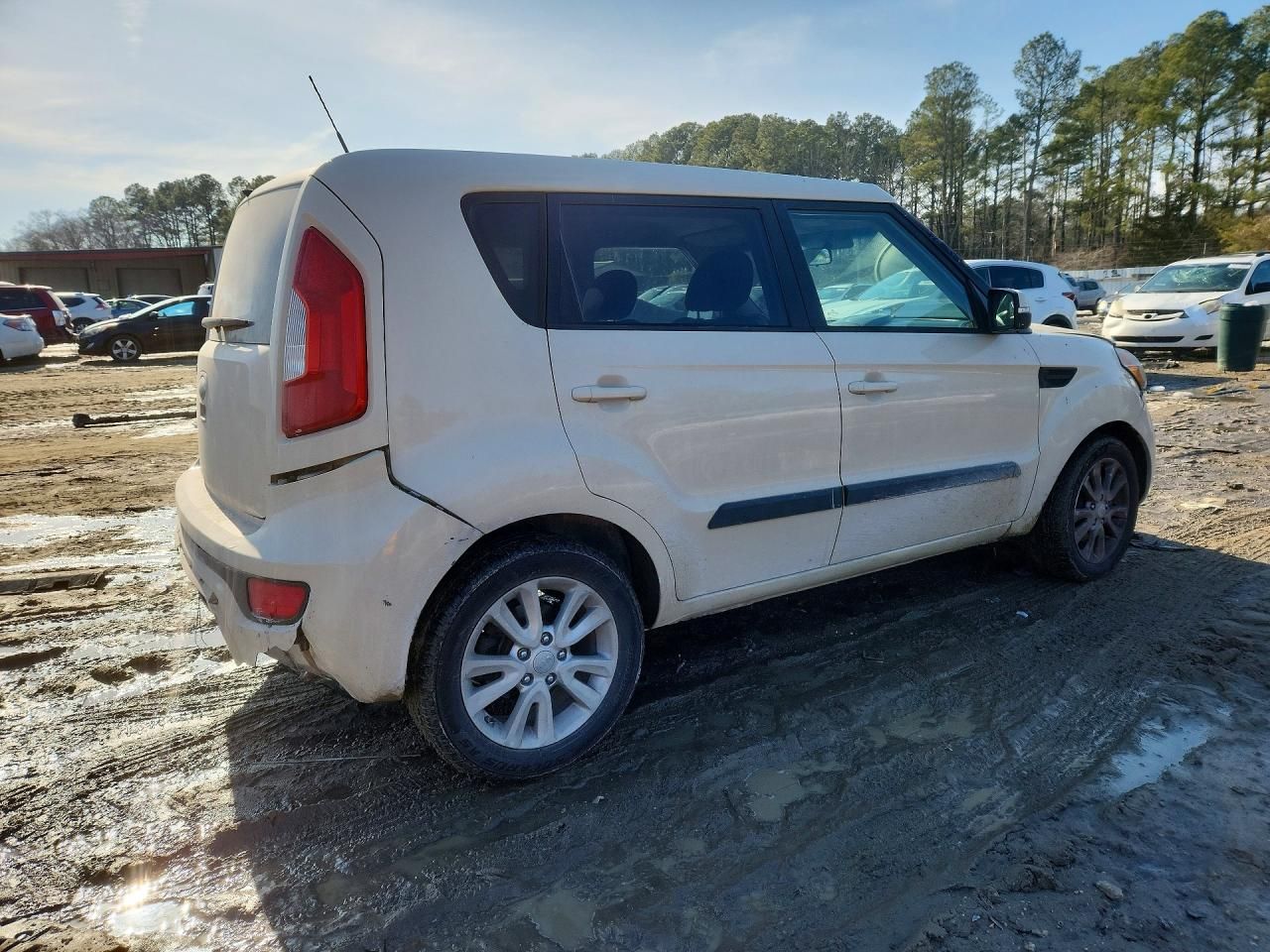2013 KIA Soul +
