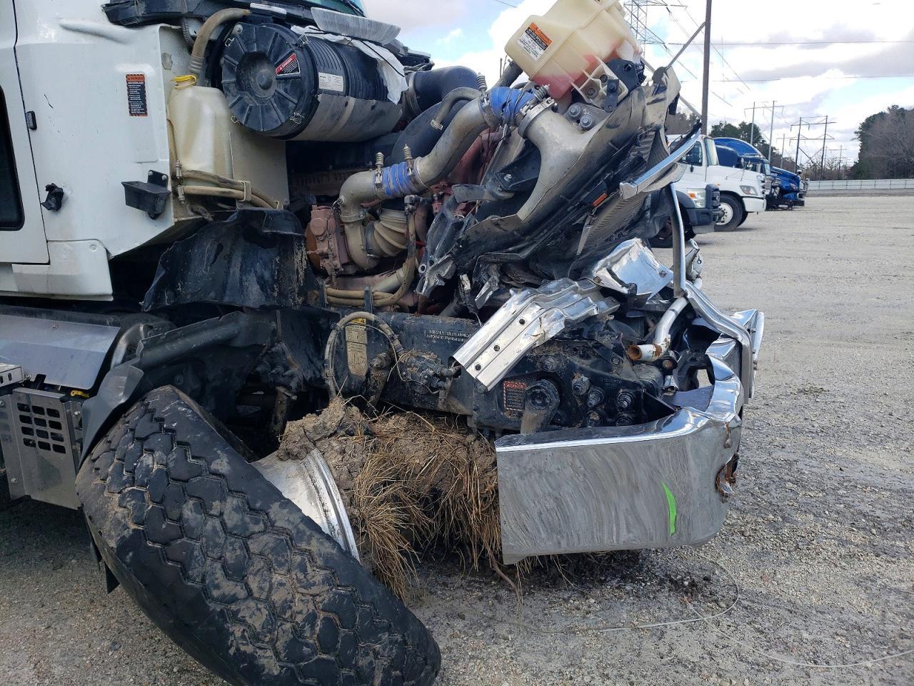 2025 Mack GR84F Dump Truck