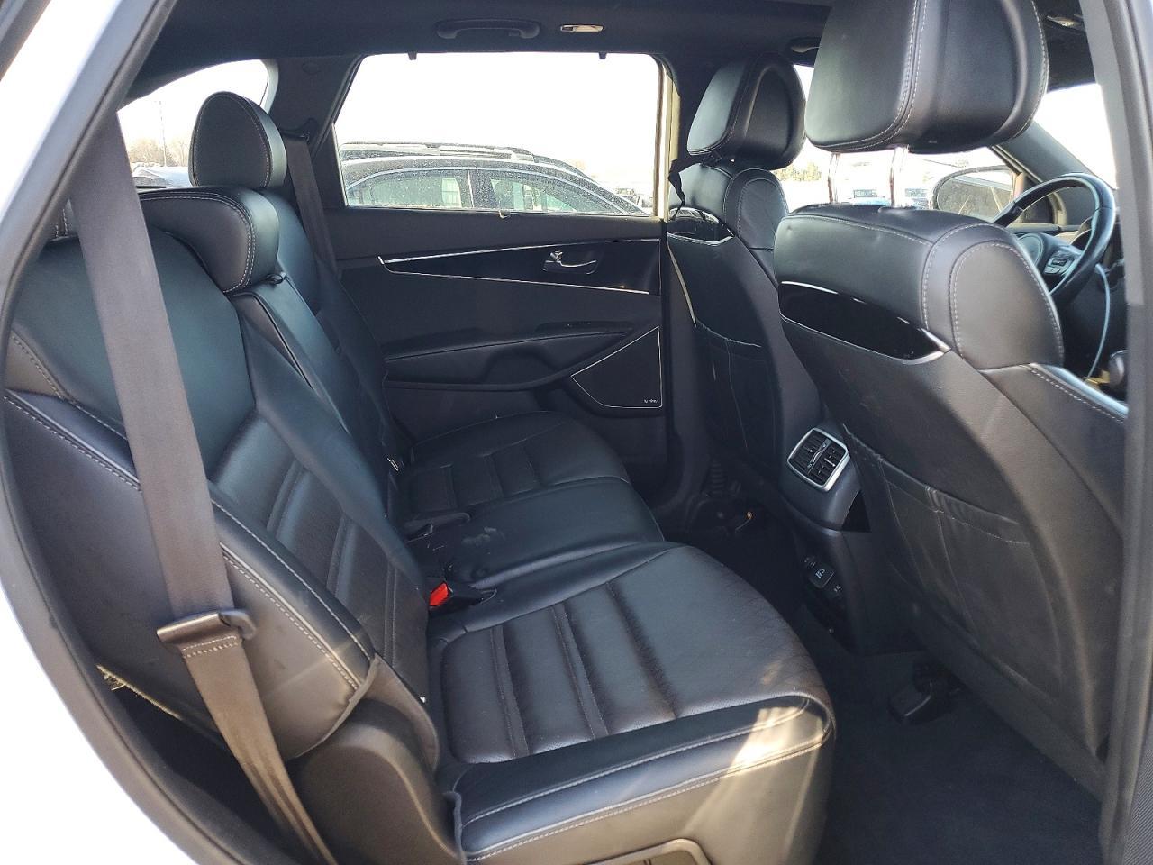 2016 KIA Sorento sx