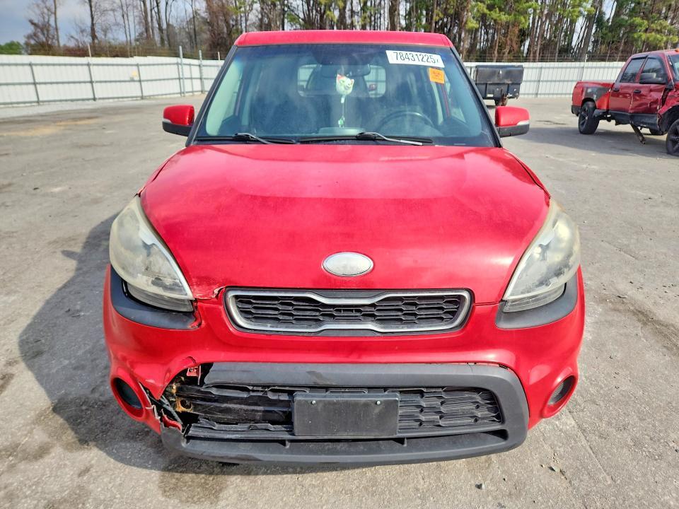 2013 KIA Soul +