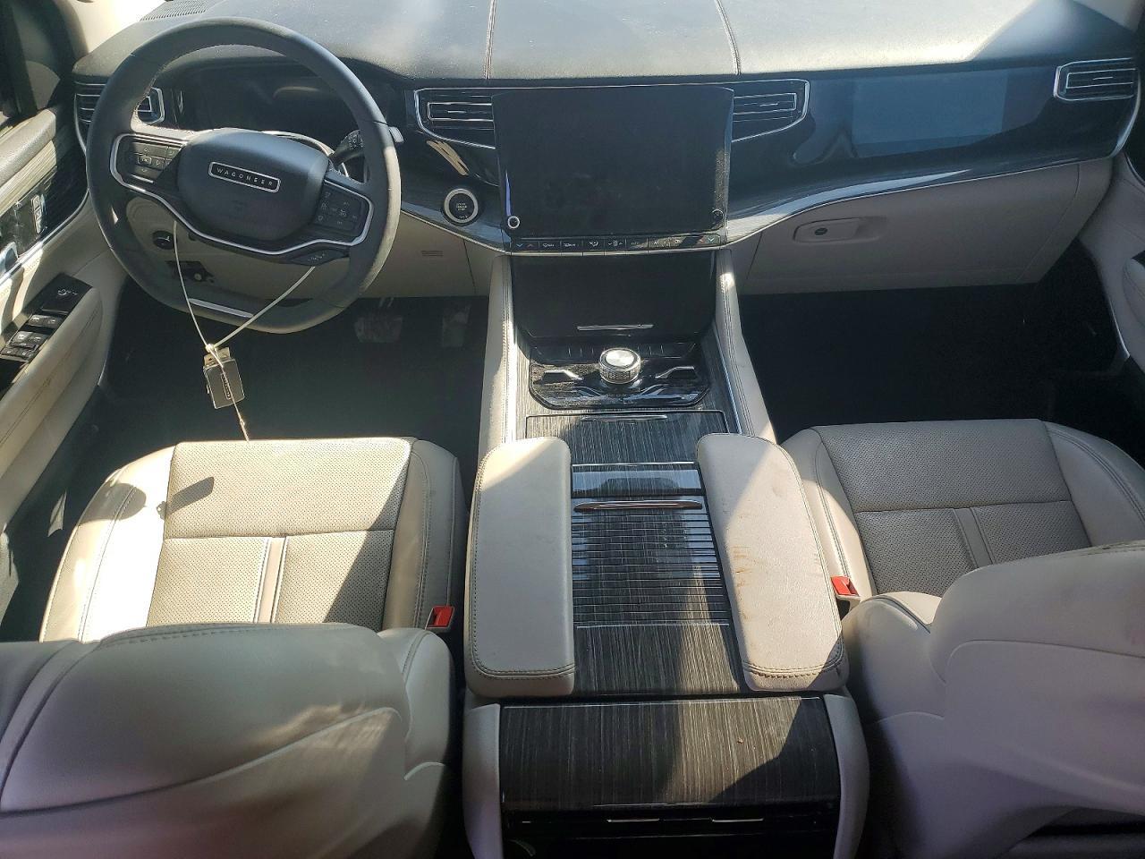 2022 Jeep Wagoneer Series iii
