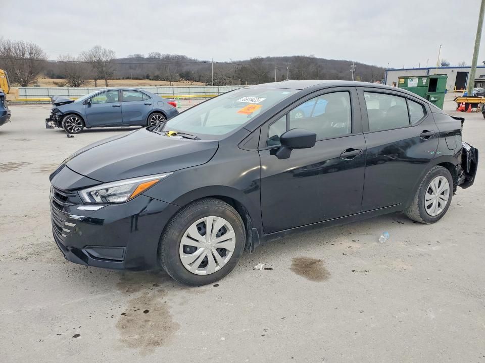 2025 Nissan Versa s