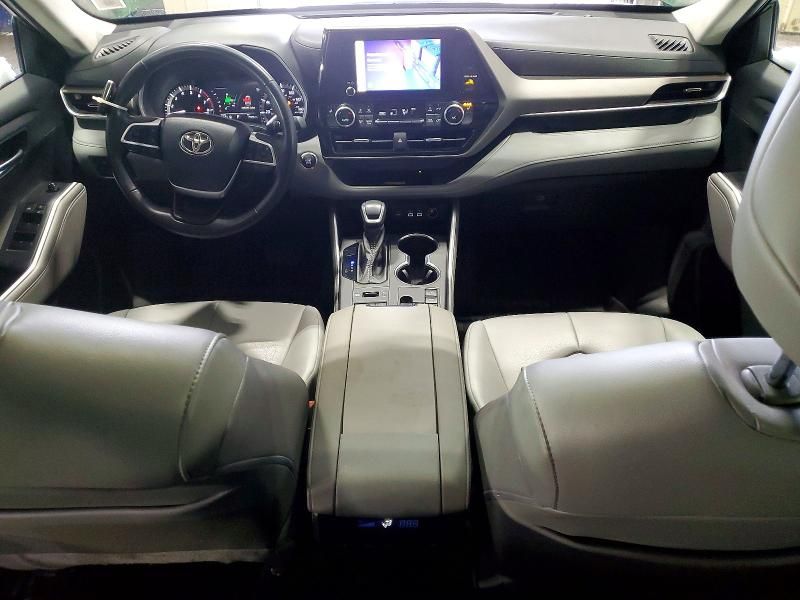 2023 Toyota Highlander l