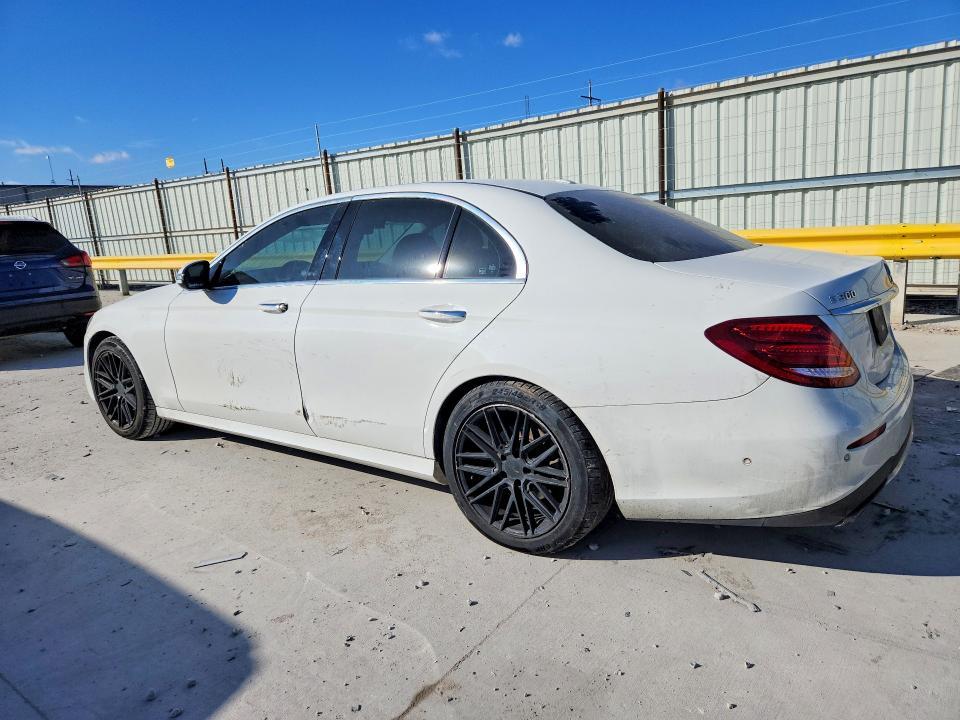 2017 Mercedes-Benz E 300