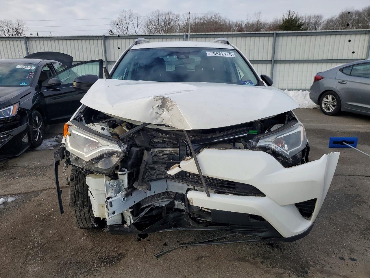 2018 Toyota Rav4 le
