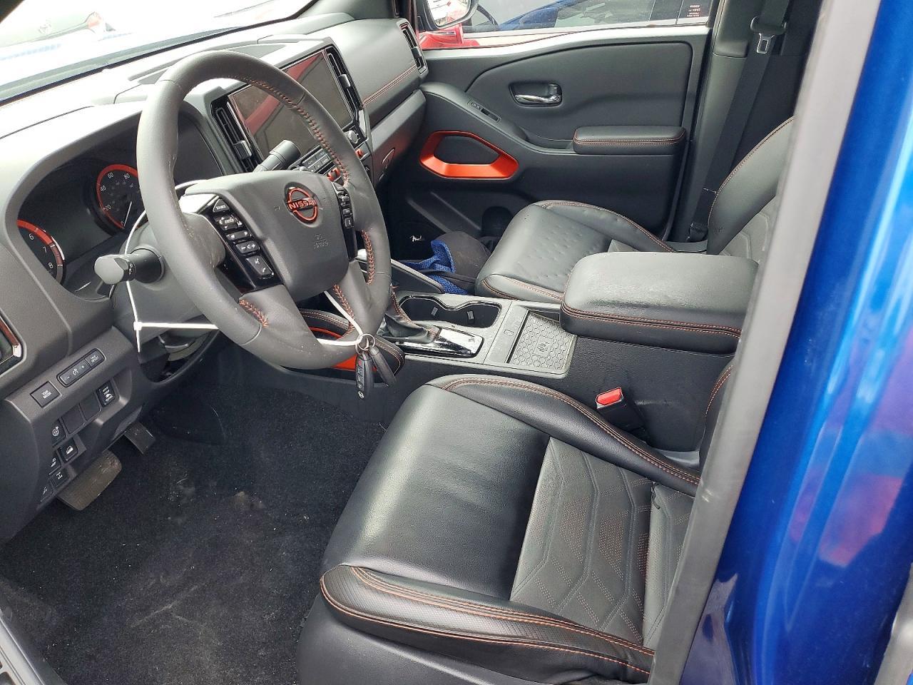 2025 Nissan Frontier s