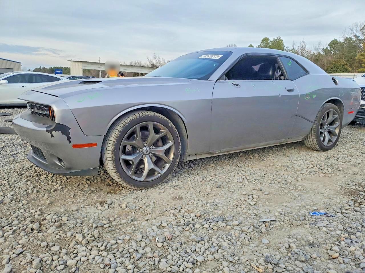 2017 Dodge Challenger sxt