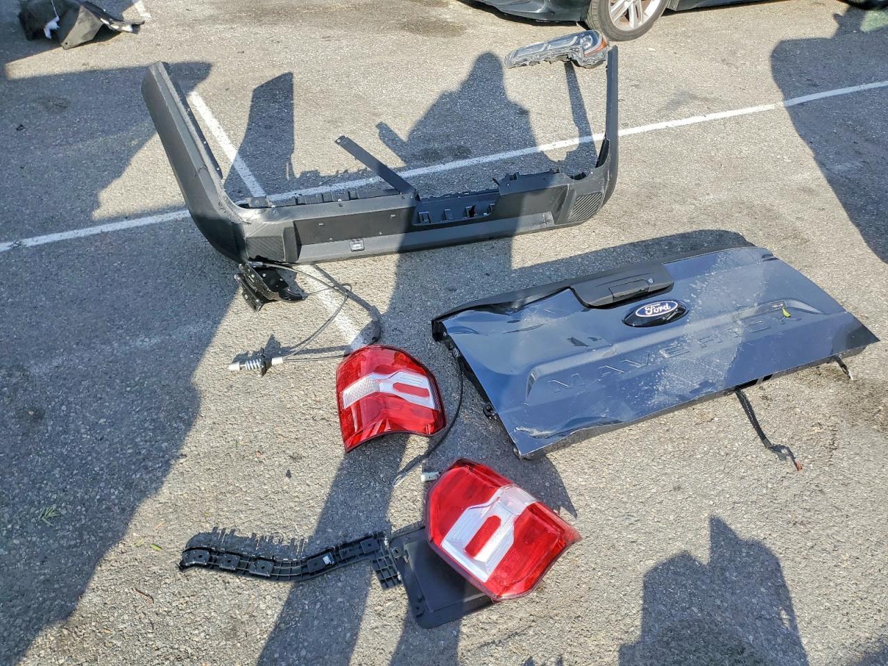 2025 Ford Maverick XL