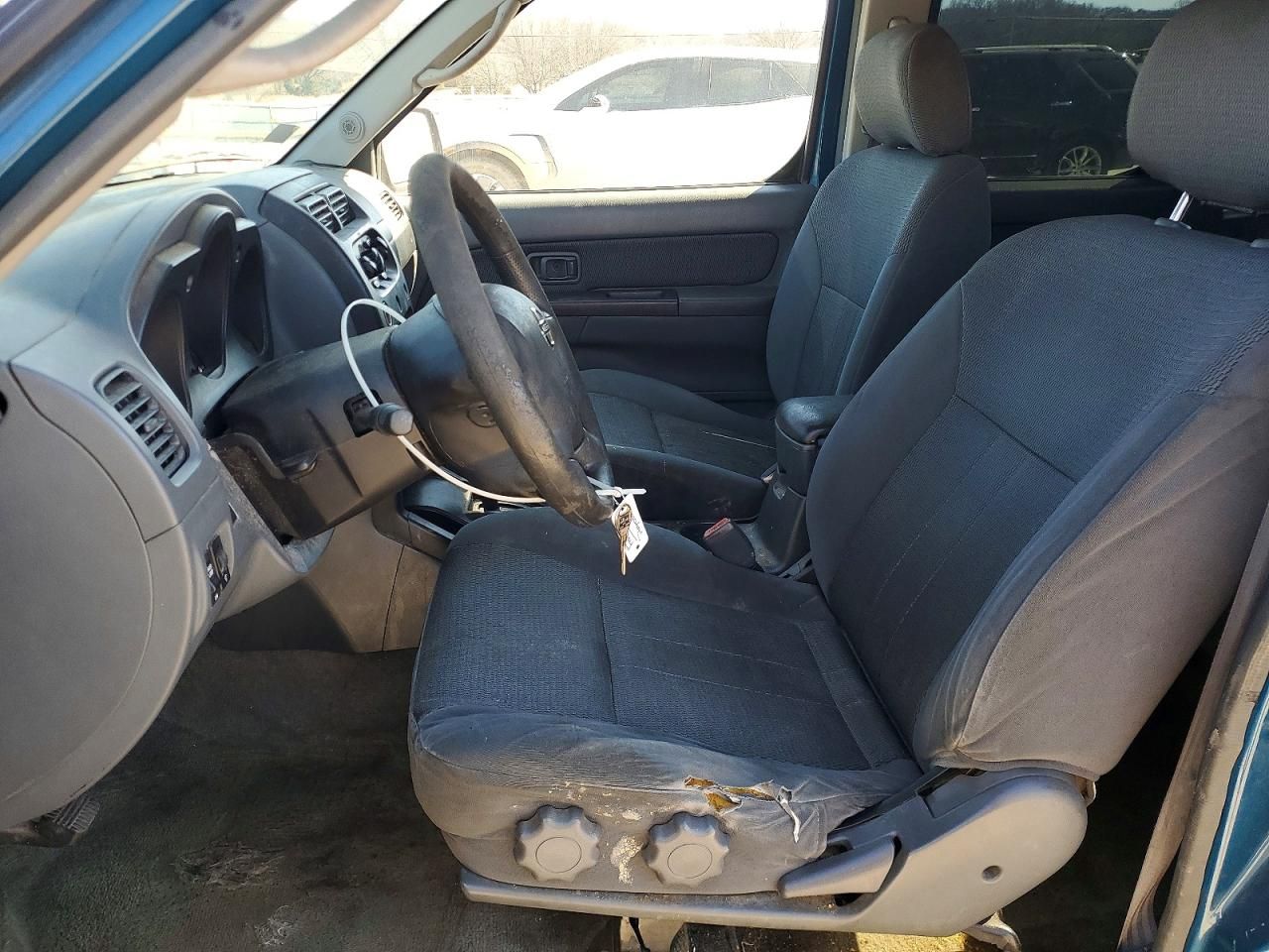 2003 Nissan Frontier XE-V6