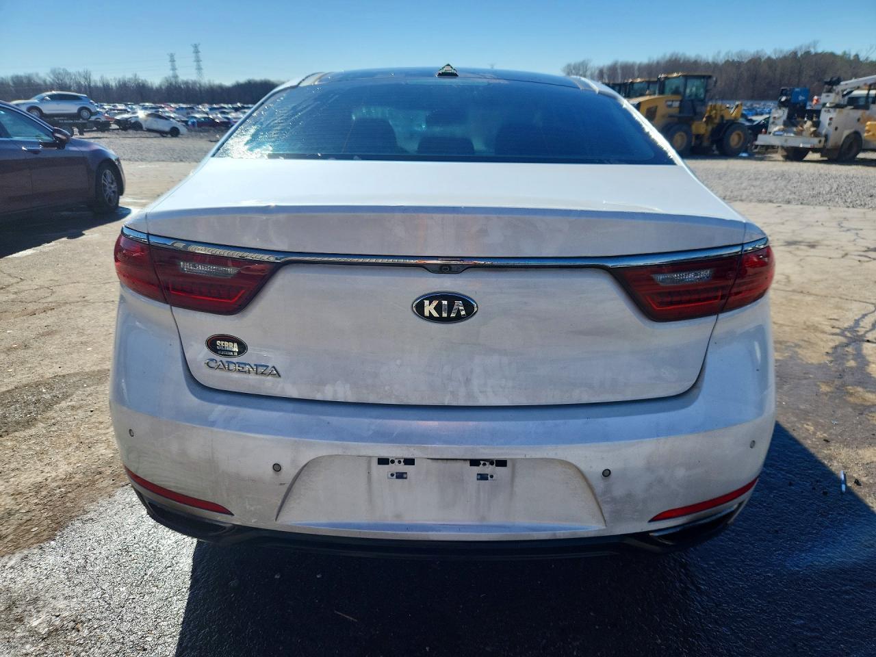 2017 KIA Cadenza Premium