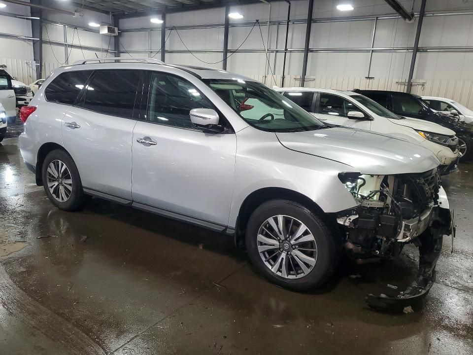 2017 Nissan Pathfinder s