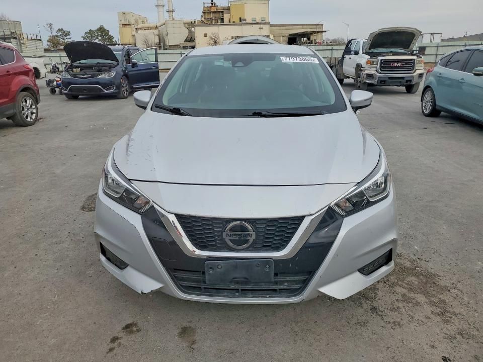 2021 Nissan Versa sv
