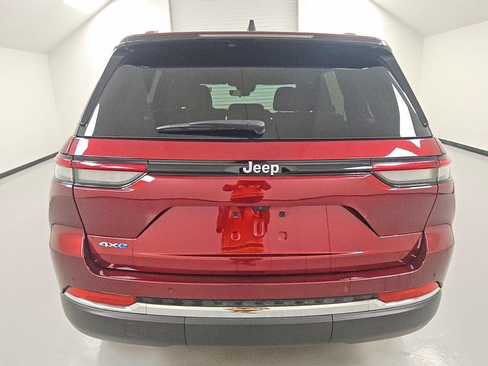 2025 Jeep Grand Cherokee 4XE