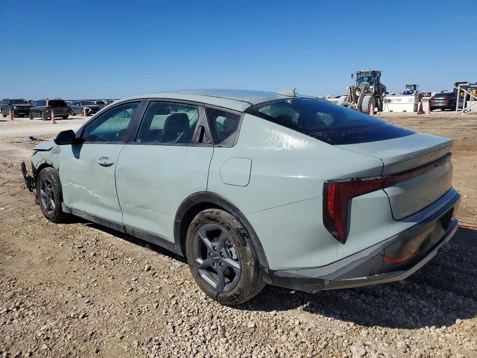 2026 KIA K4 lx
