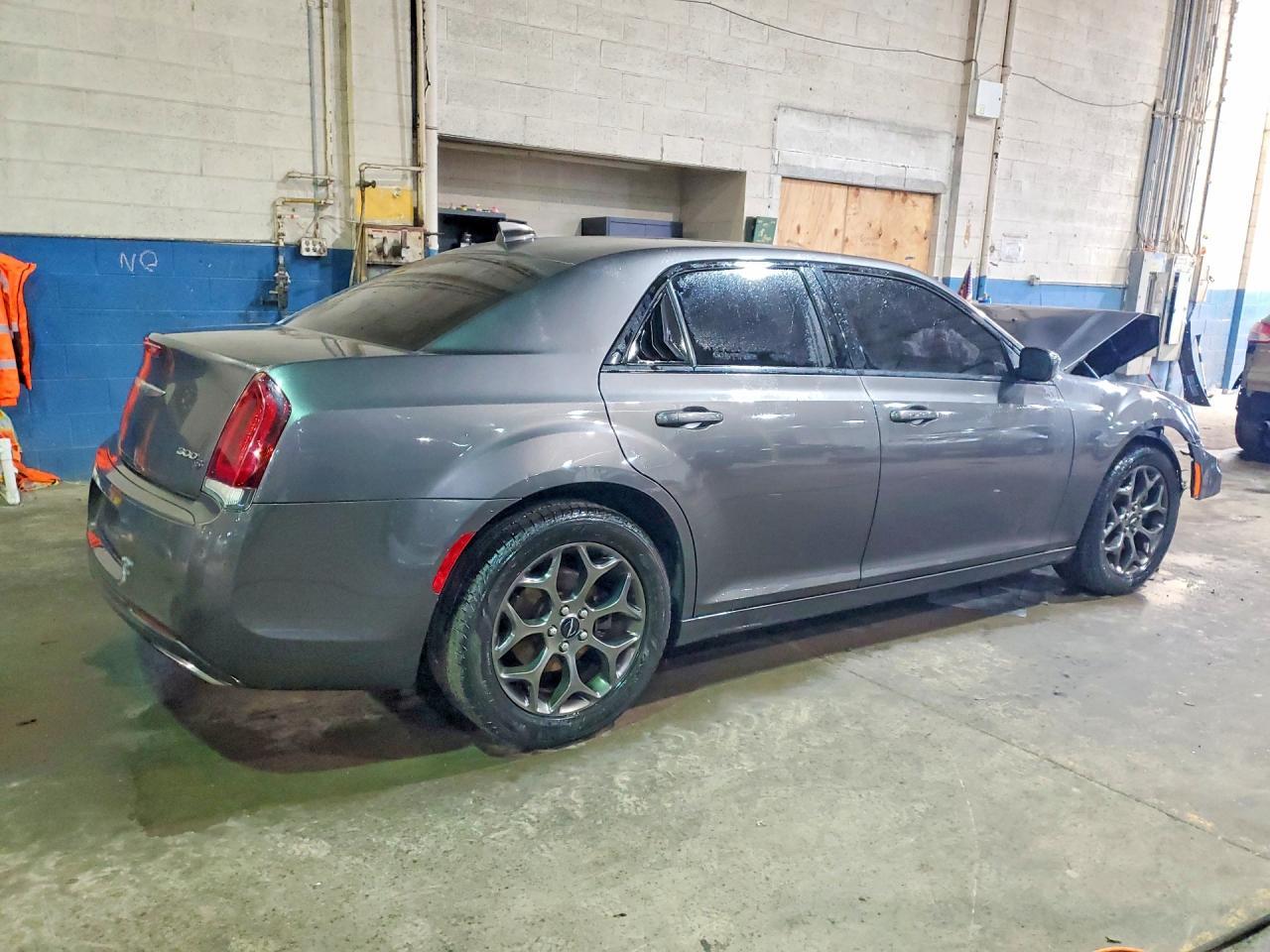 2017 Chrysler 300 s