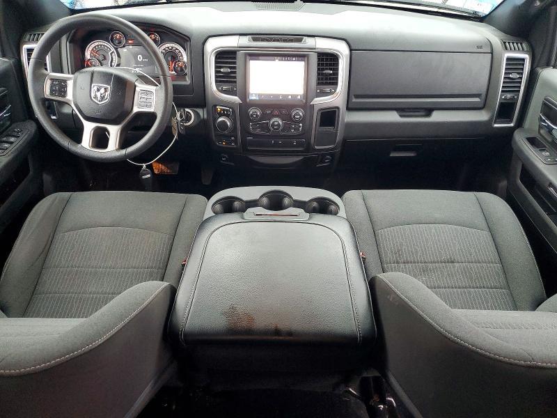 2022 Dodge Ram 1500 Classic slt