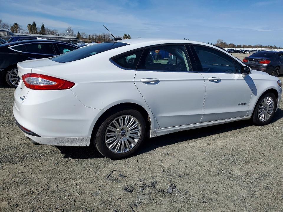 2014 Ford Fusion se Hybrid