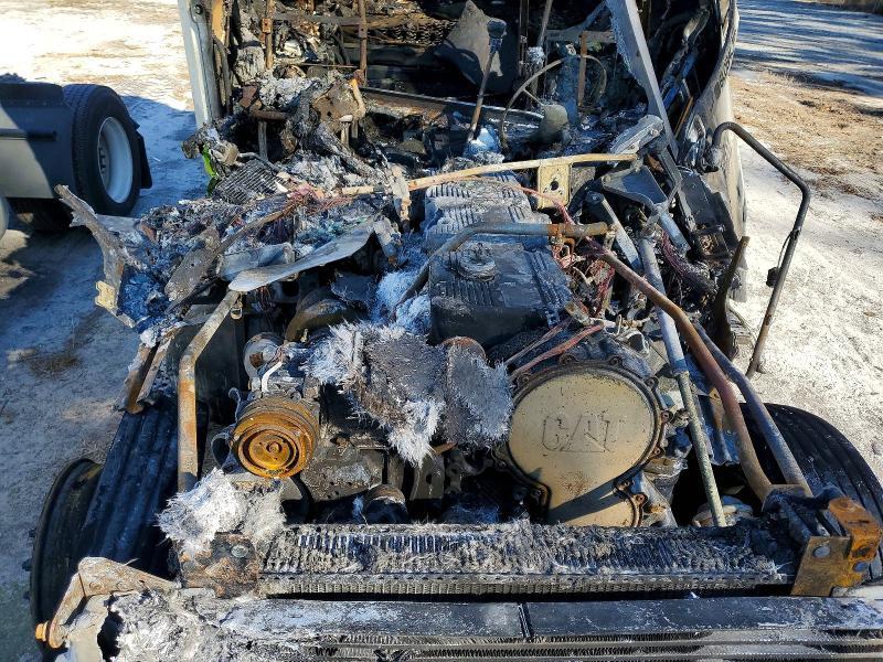 2006 Freightliner Conventional Columbia