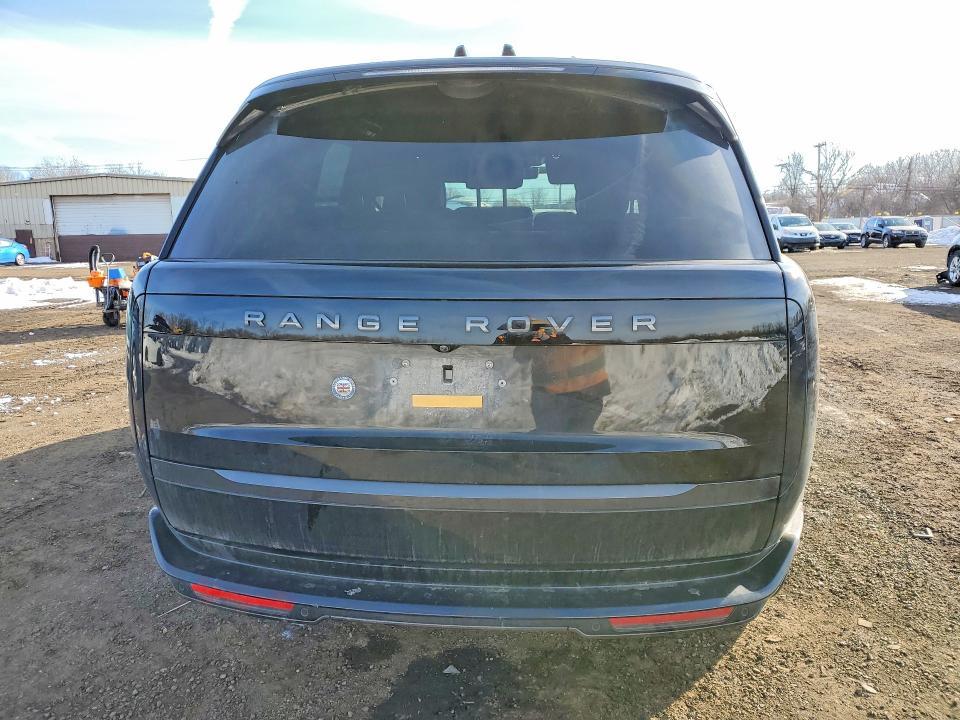2025 Land Rover Range Rover se