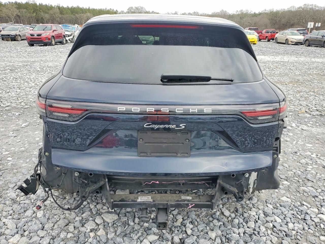 2019 Porsche Cayenne s