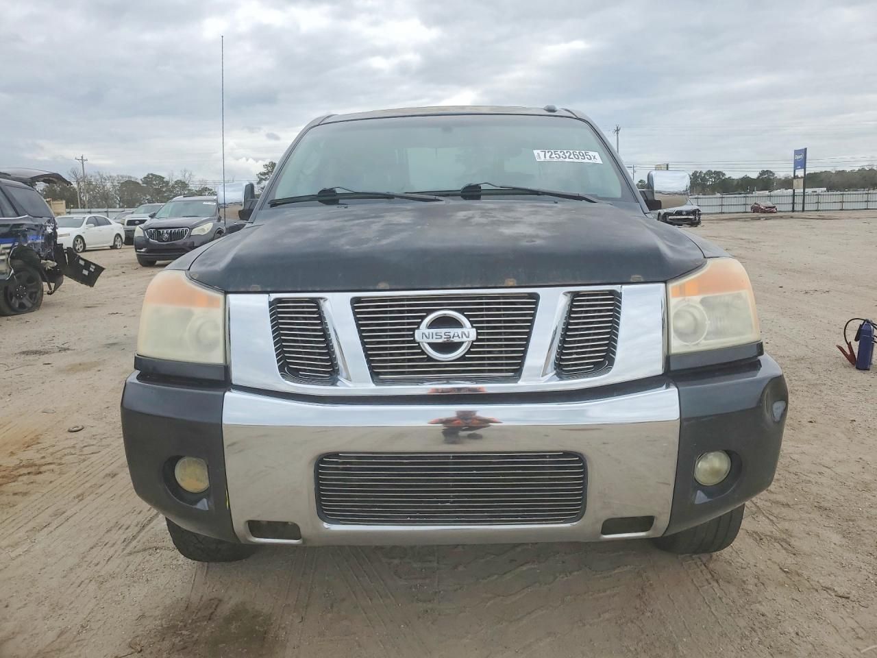 2010 Nissan Titan SE