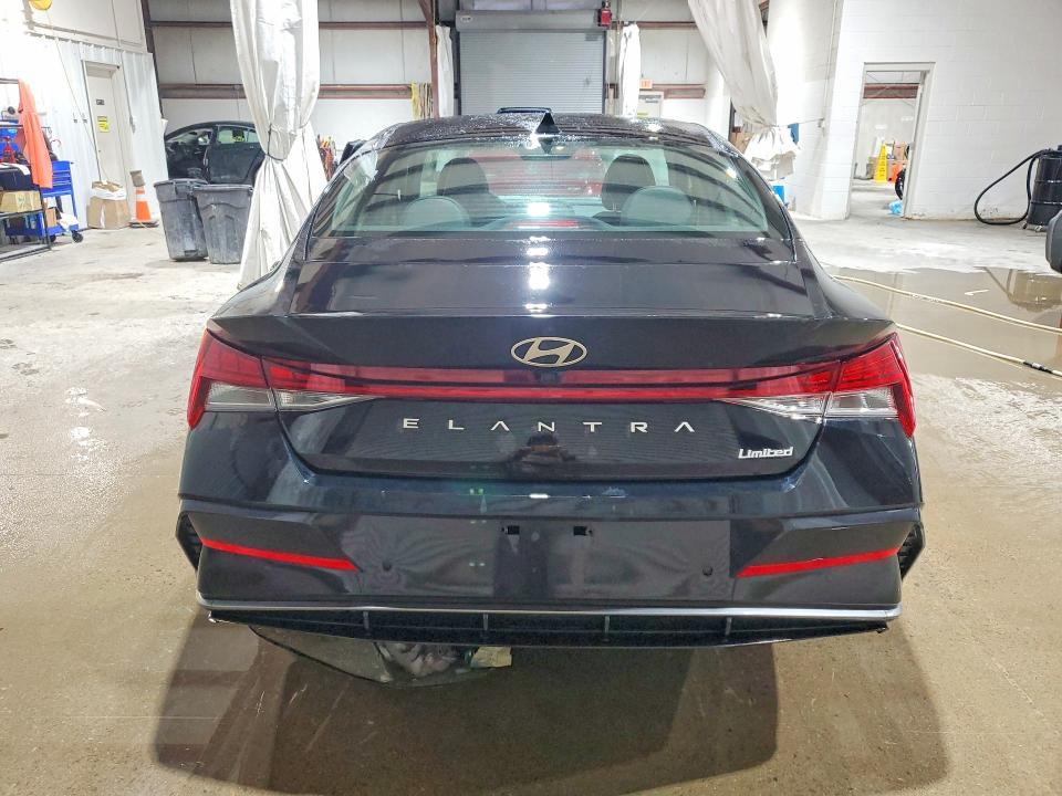 2024 Hyundai Elantra Limited