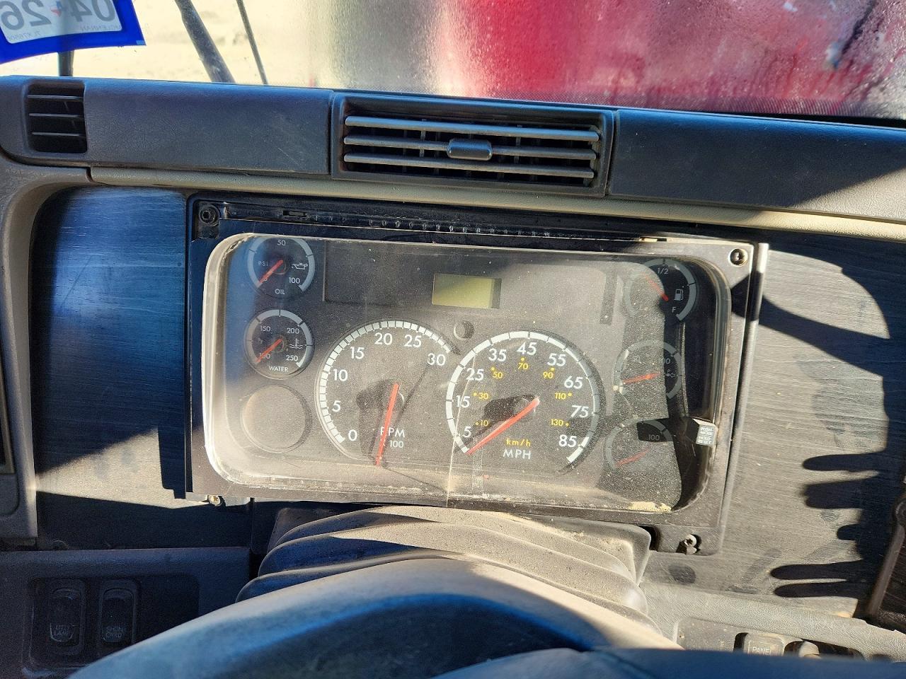 2007 Freightliner Columbia 120 Semi Truck