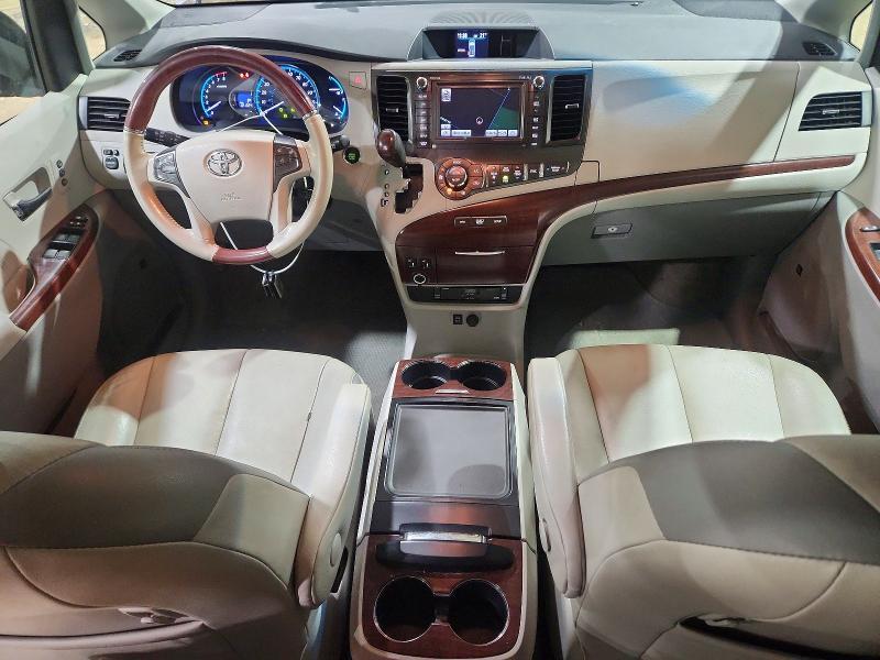 2014 Toyota Sienna xle
