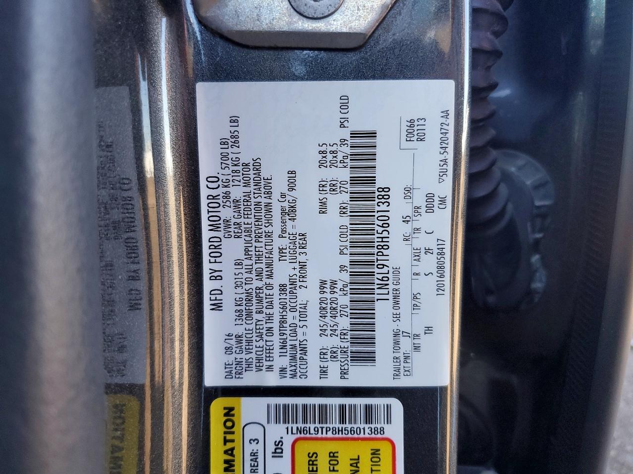 2017 Lincoln Continental Select