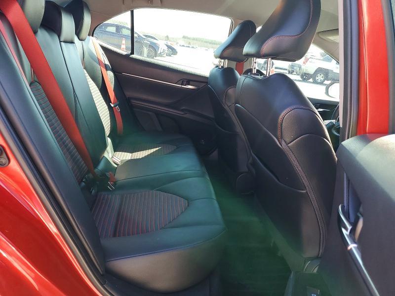 2020 Toyota Camry trd