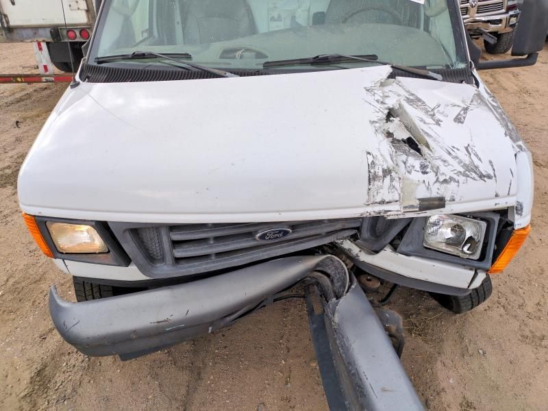 2006 Ford E350 BOX Truck