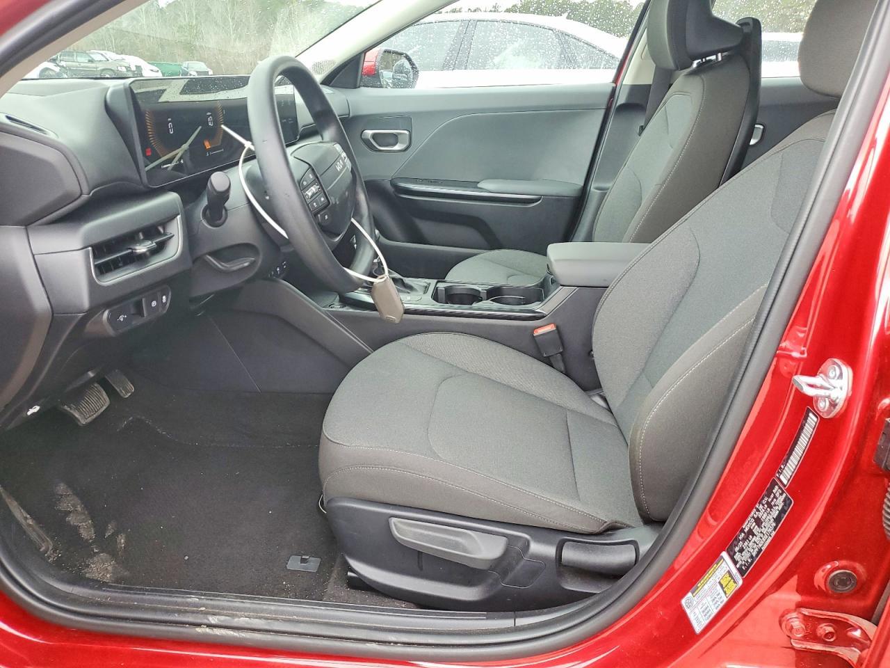 2025 KIA K4 lx