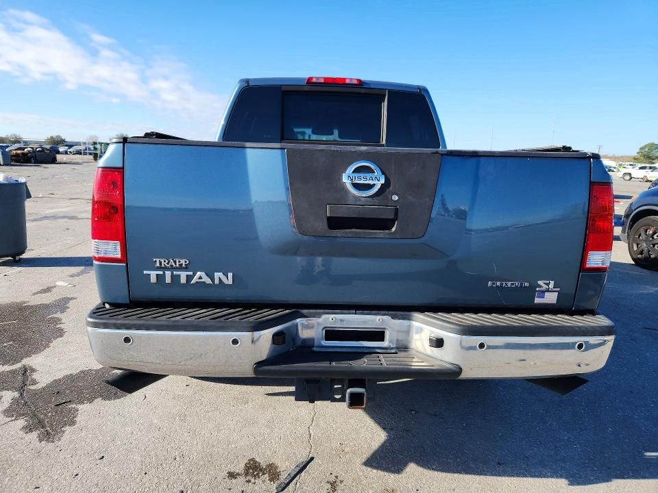 2011 Nissan Titan s