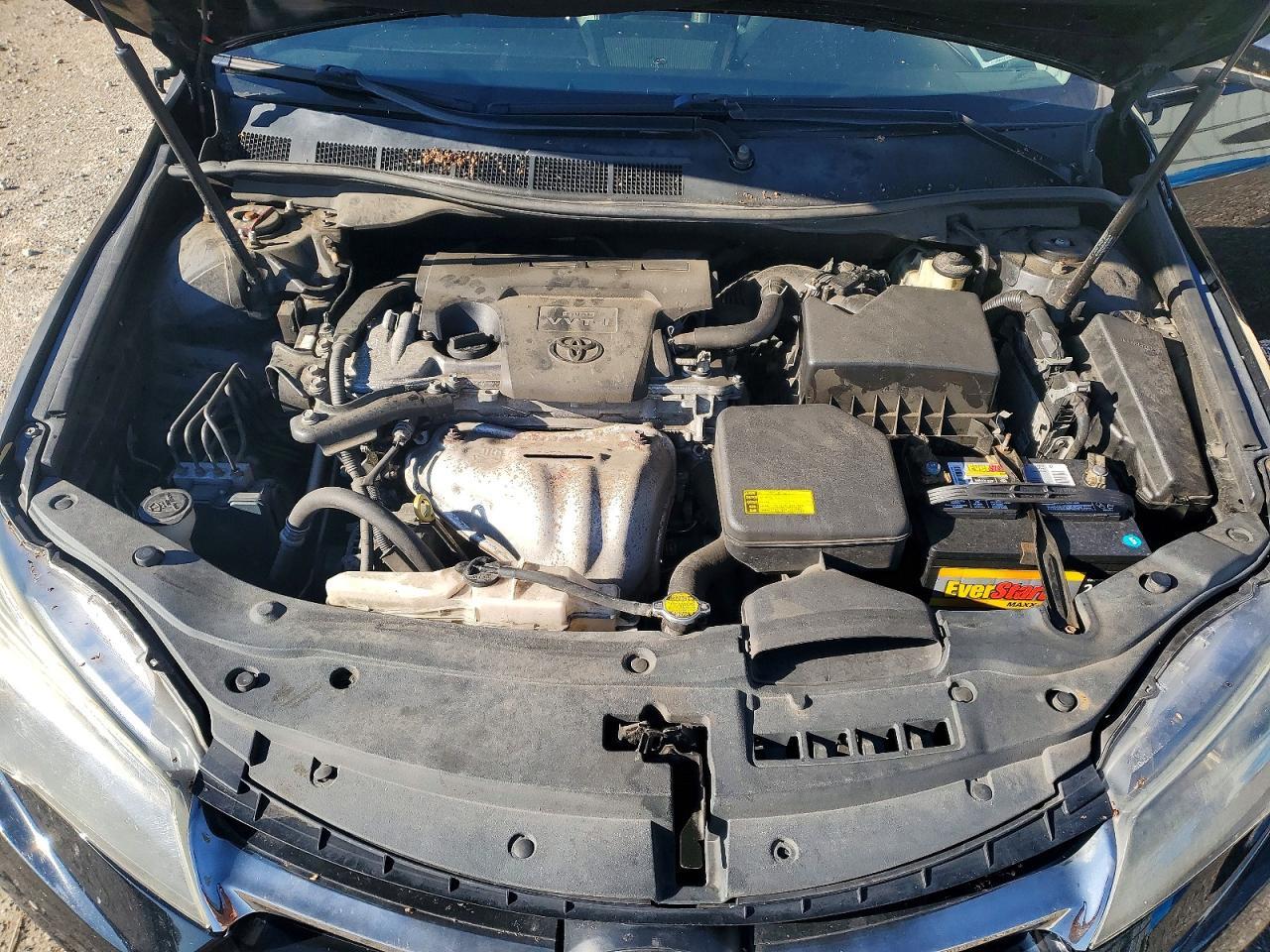 2015 Toyota Camry le
