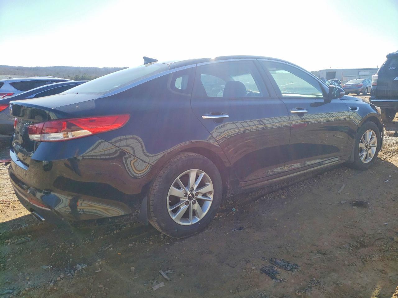 2016 KIA Optima lx