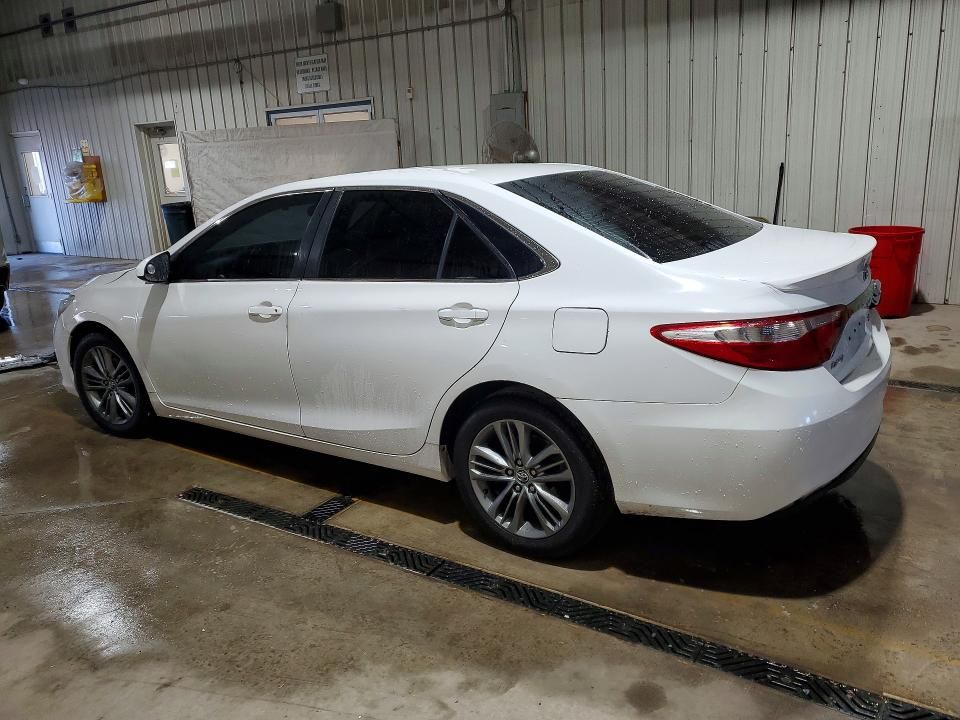 2015 Toyota Camry le