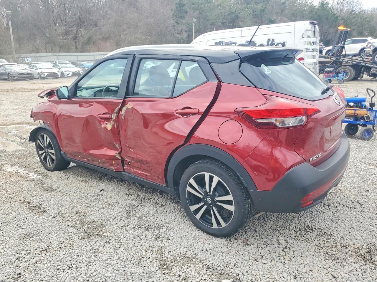 2019 Nissan Kicks s
