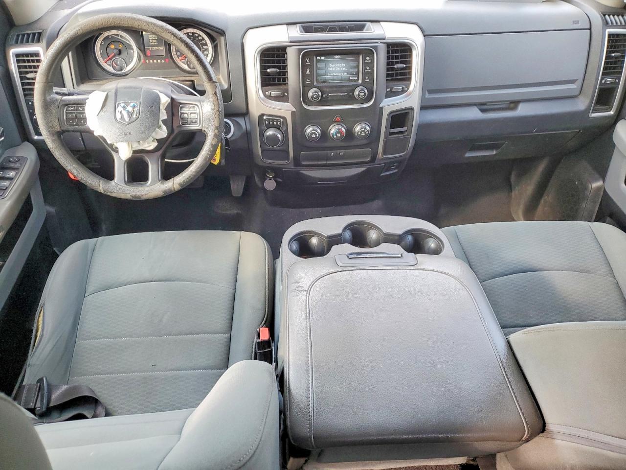 2016 Dodge Ram 1500 slt