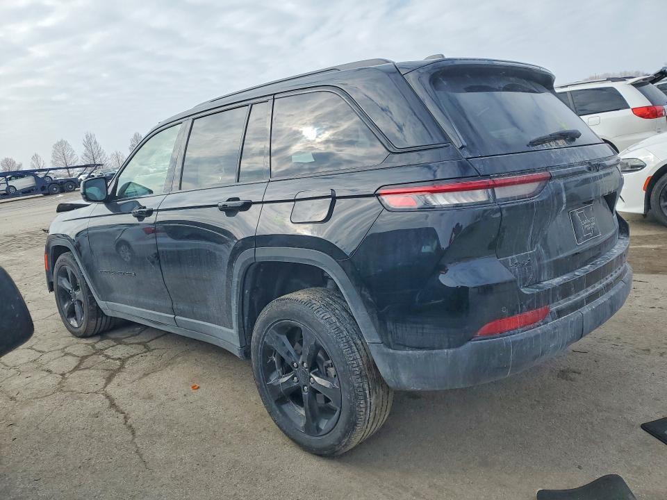 2025 Jeep Grand Cherokee Laredo
