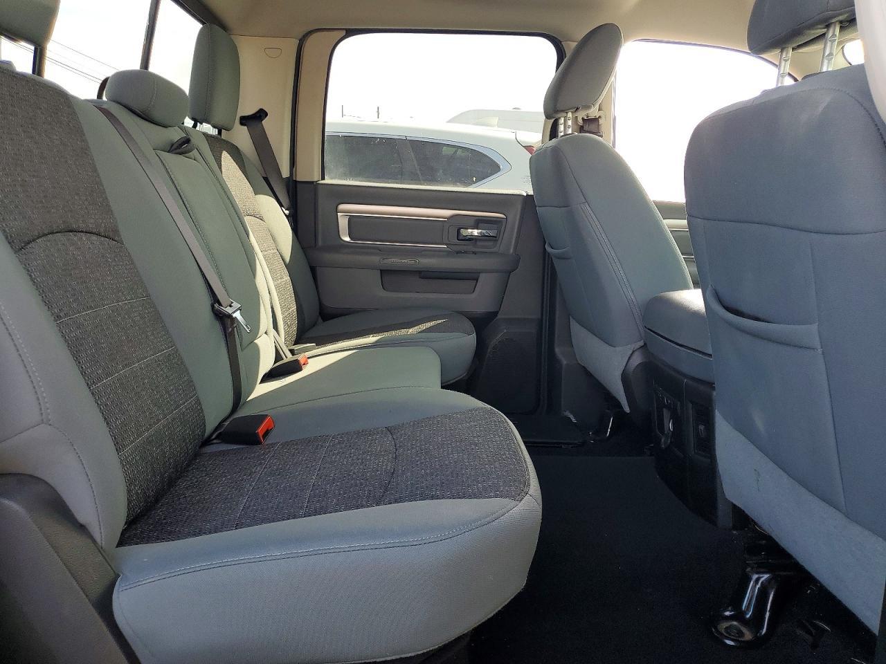 2020 Dodge Ram 1500 Classic slt