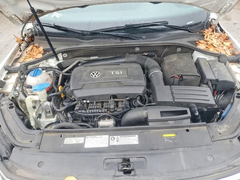 2017 Volkswagen Passat sel Premium