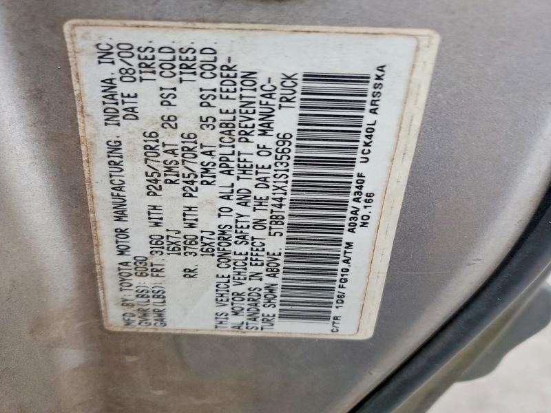 2001 Toyota Tundra Access cab