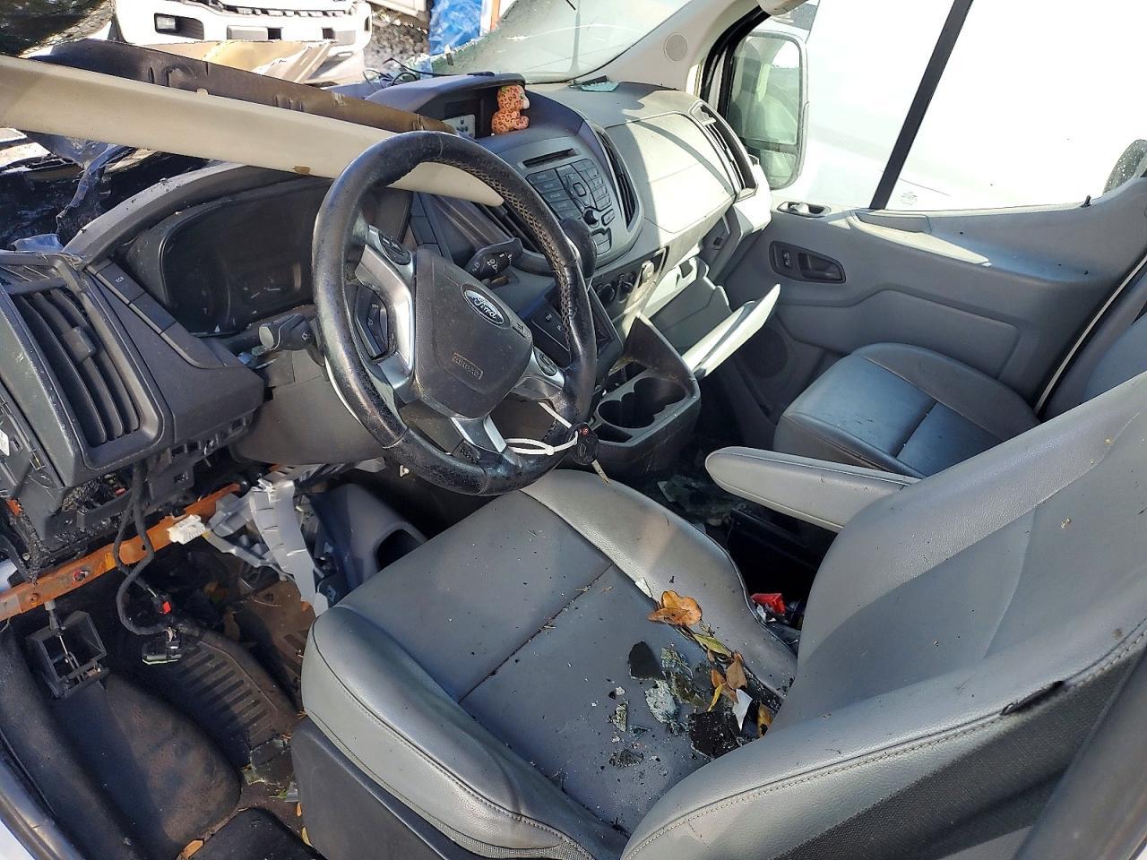 2016 Ford Transit 250 Delivery Van