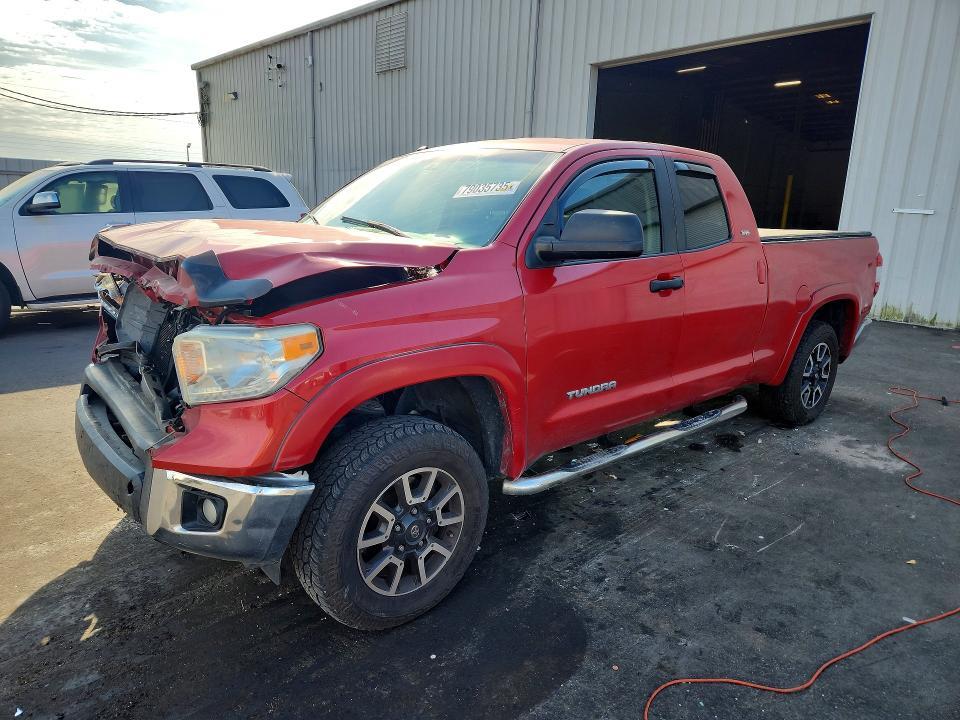 2014 Toyota Tundra SR5