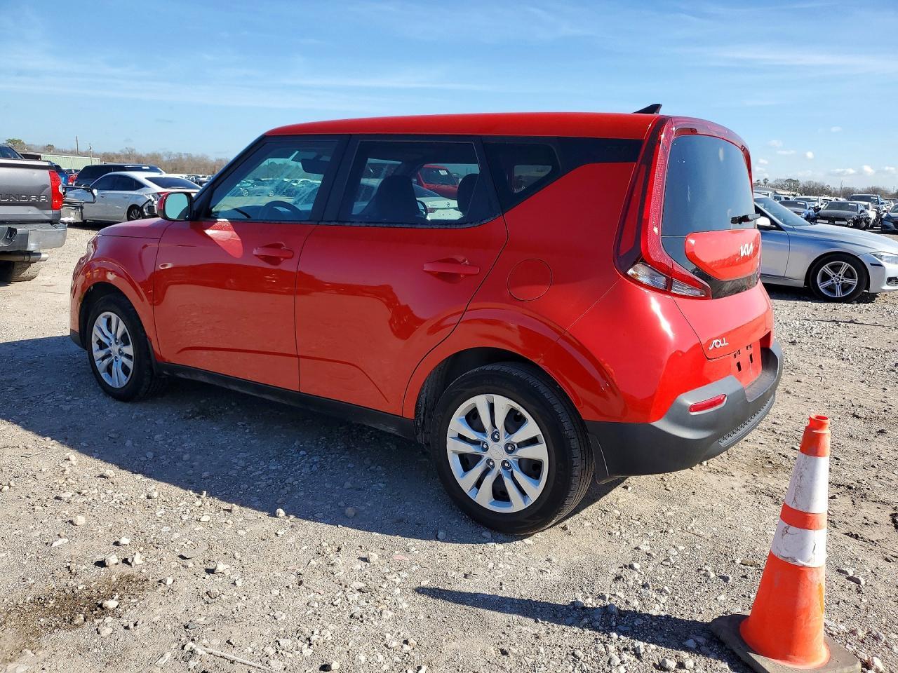 2022 KIA Soul lx