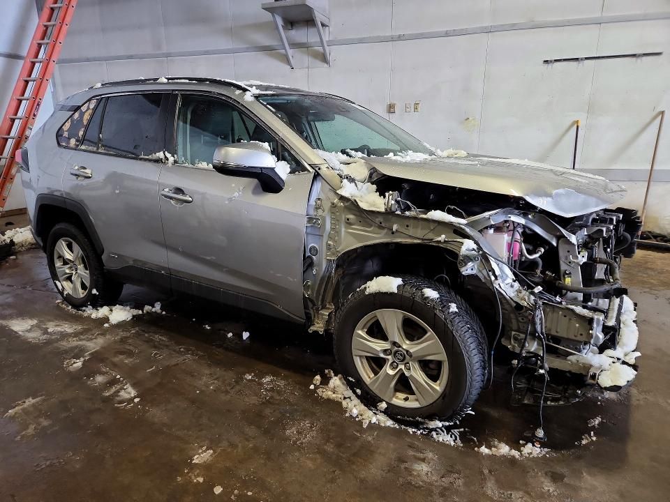 2021 Toyota Rav4 xle