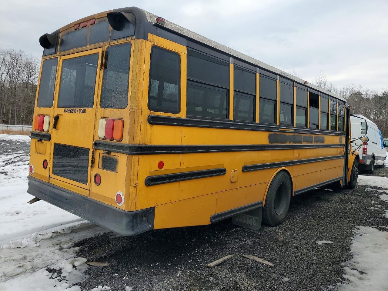 2009 Freigliner 2009 Freightliner B2 Bus Chassis School Bus