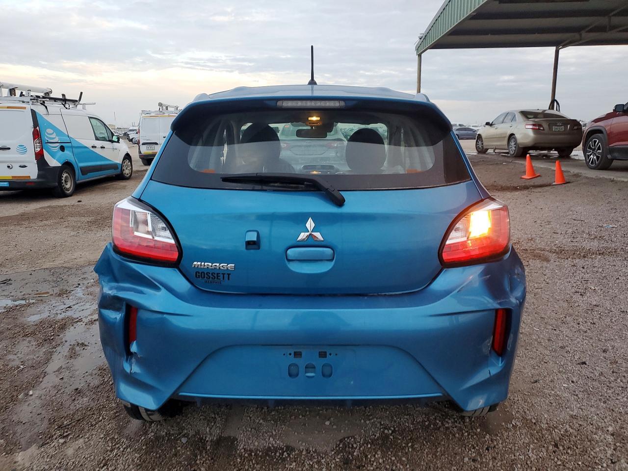 2024 Mitsubishi Mirage es