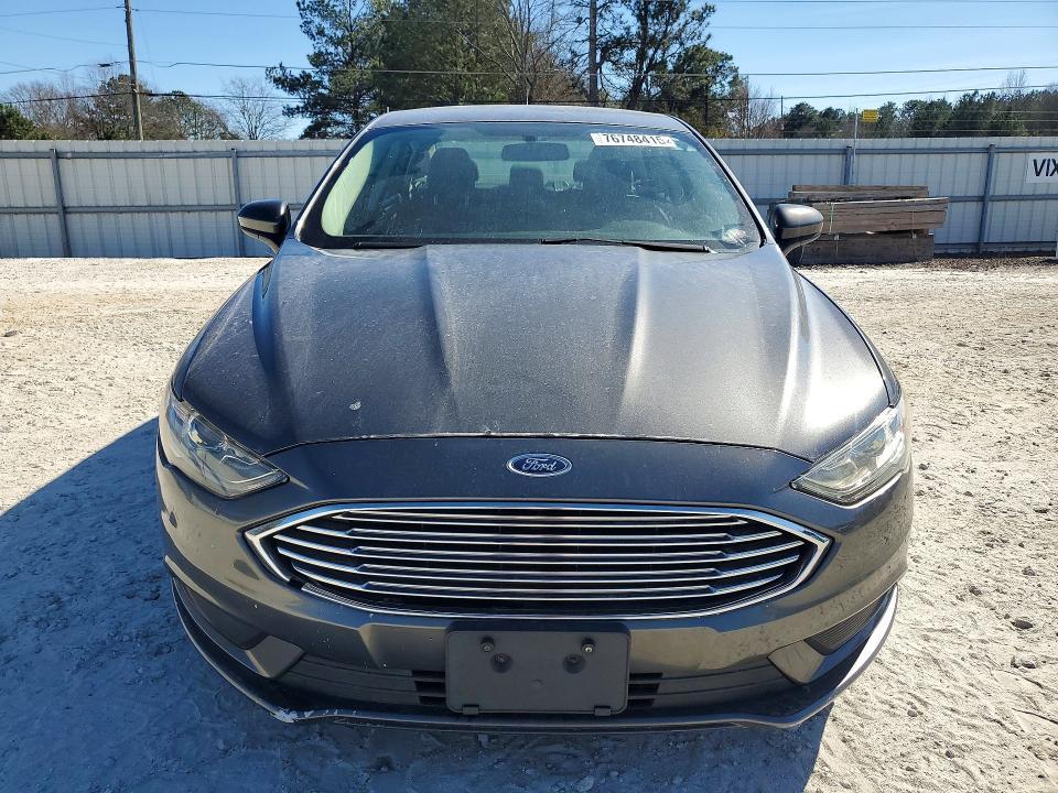 2018 Ford Fusion se Hybrid