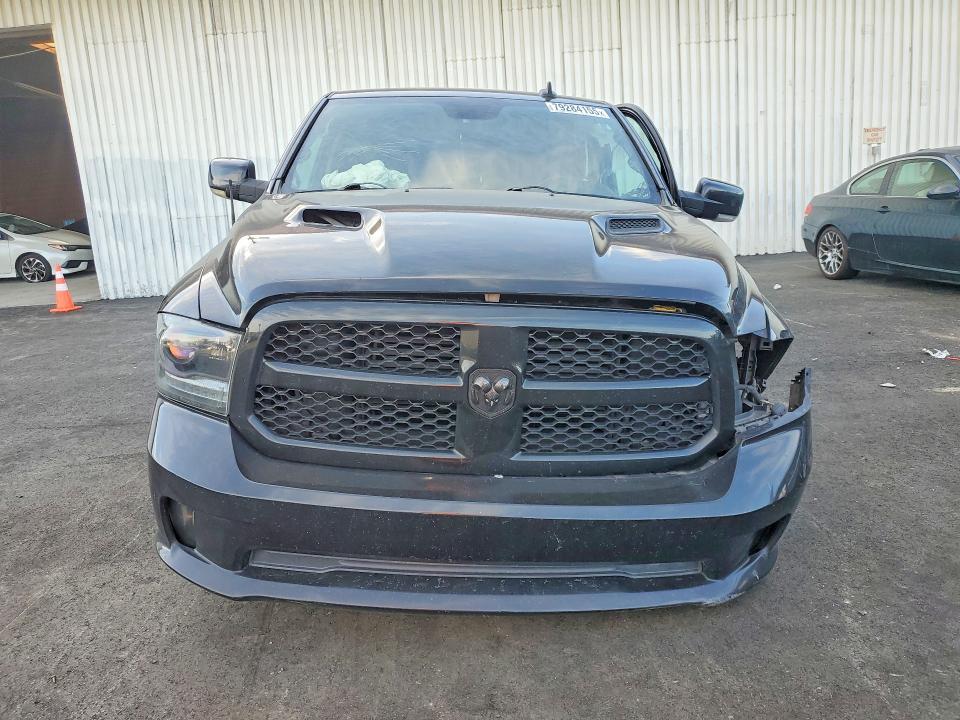 2015 Dodge RAM 1500 Sport
